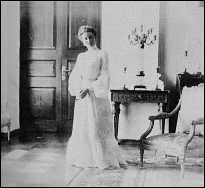 A description of grand duchess of russia as a girl with a very sharp sense of humor