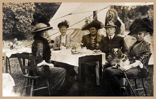 Outdoor Edwardian Picnic